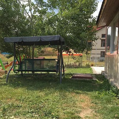 Meandrite Pobit Kamŭk